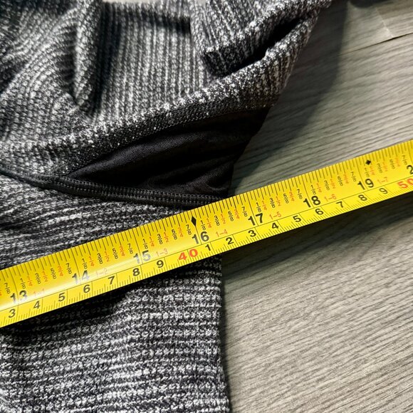 Lululemon Women's Think Fast Pullover - Grey - Picture 5 of 6